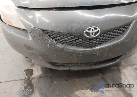 2010 Toyota Yaris z USA, uszkodzony, nr VIN JTDBT4K37A1366676